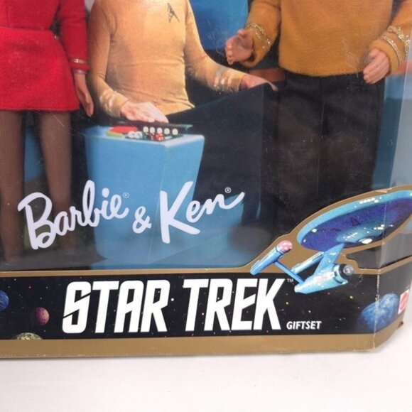 STAR‎ TREK 30th Anniversary Mattel Barbie & Ken Gift Set Collectors 1996 #15006 - Picture 10 of 11